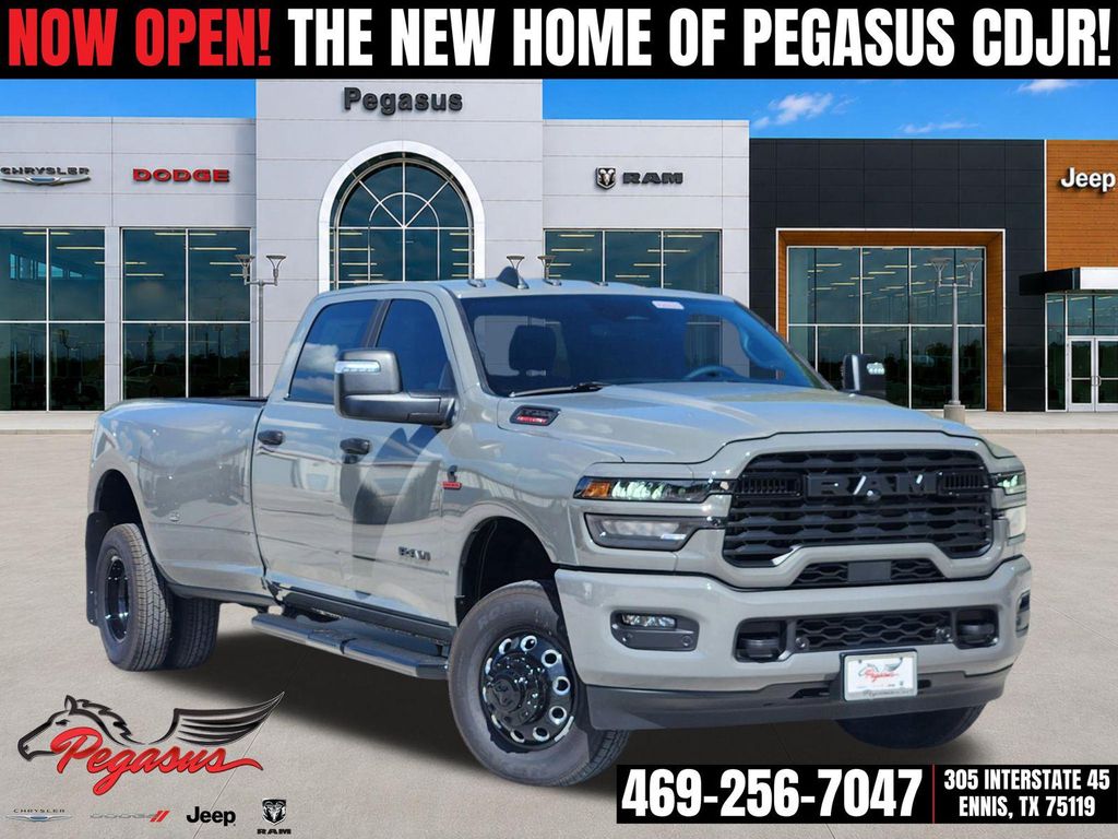 New 2026 RAM 3500 Lone Star Crew Cab 4x4 8' Box