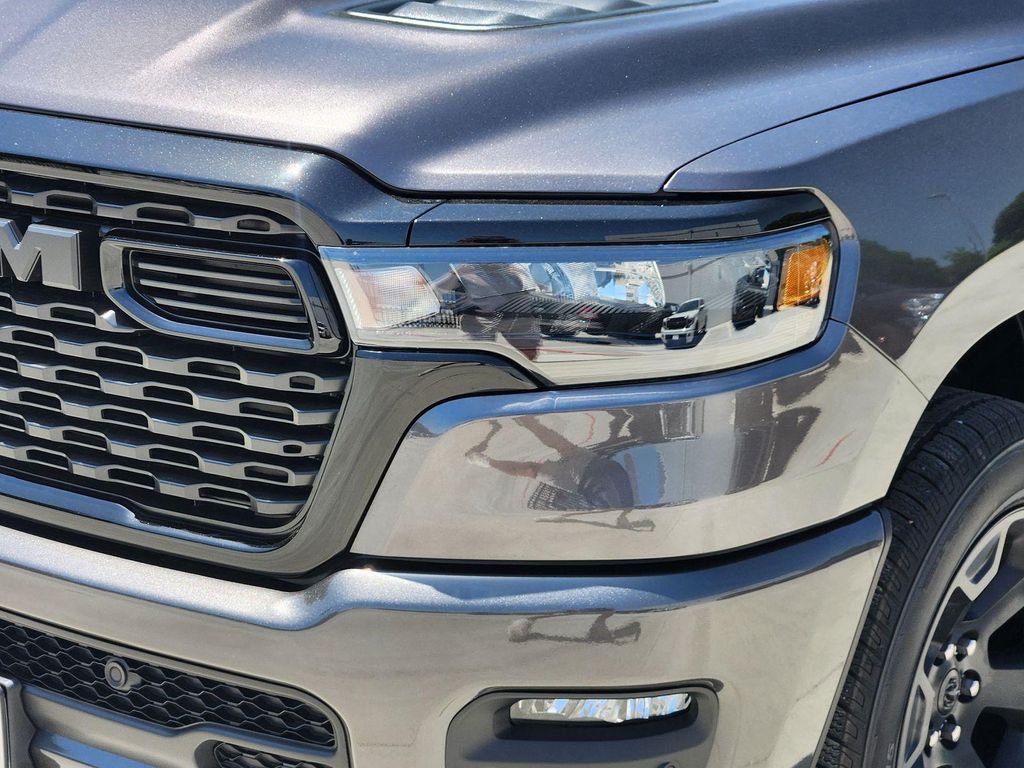 2026 RAM 1500 EXPRESS 缩略图 9
