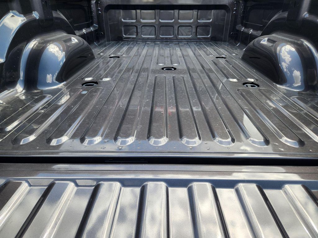 2026 RAM 3500 TRADESMAN CREW CAB 4X4 8' BOX — миниатюра 28