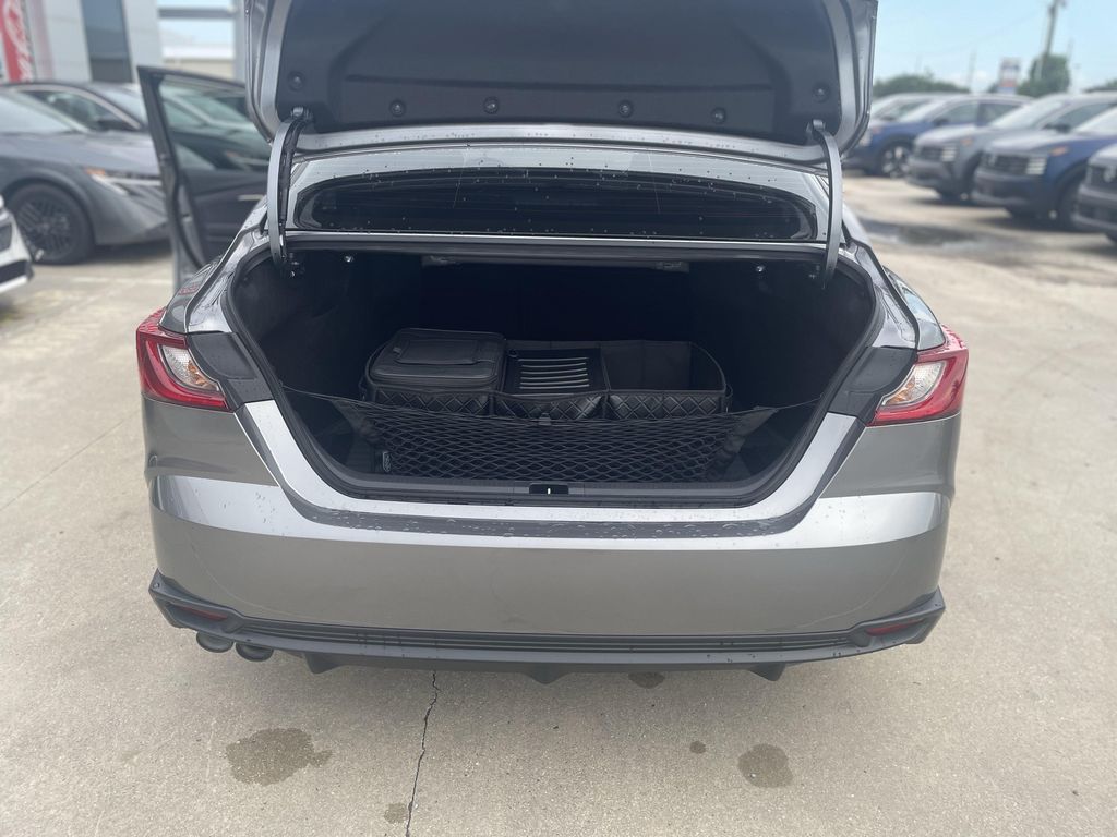 صورة مصغرة 19 لـ 2026 Toyota CAMRY SE