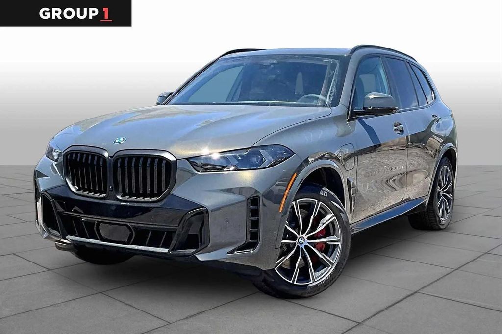 New 2026 BMW X5 PHEV xDrive50e