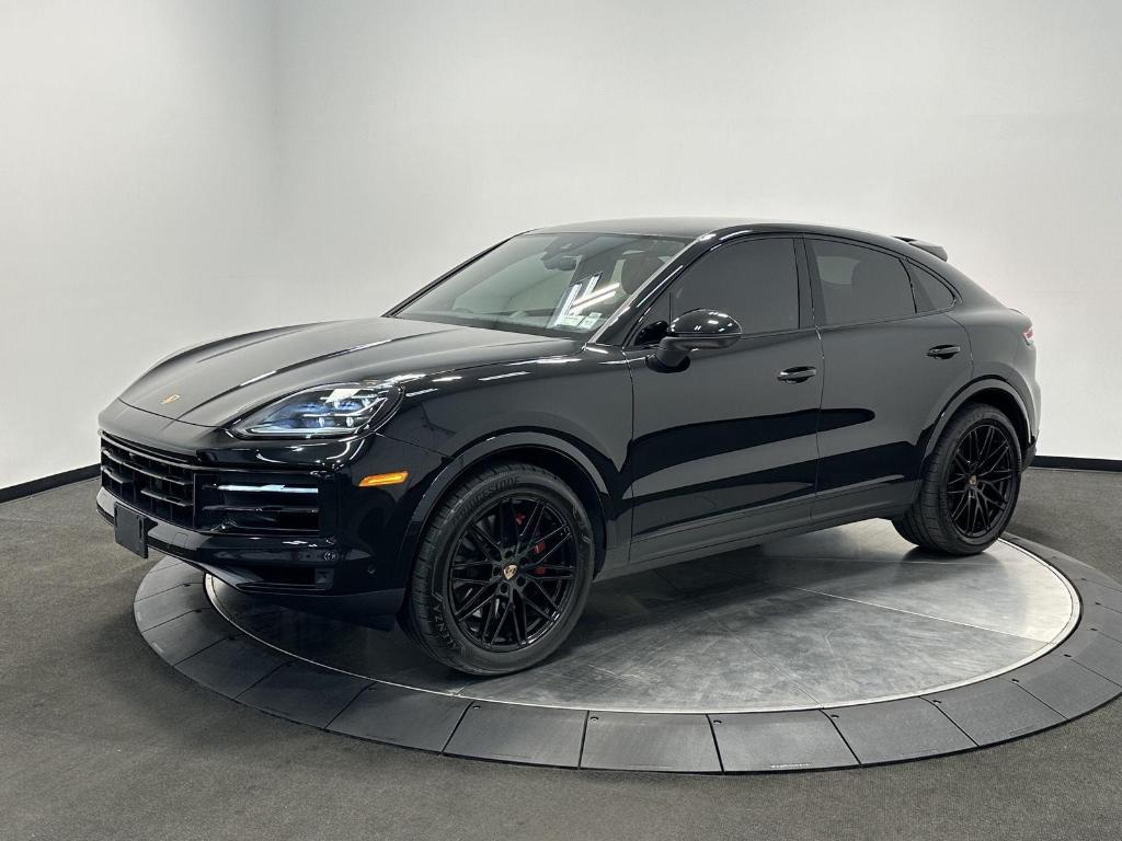 2025 Porsche Cayenne Base