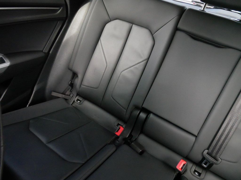 صورة مصغرة 12 لـ 2023 AUDI Q3 PREMIUM 45 TFSI S LINE QUATTRO TIPTRONIC