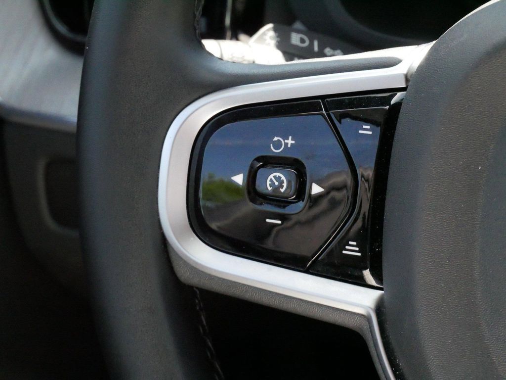 2025 Volvo XC60 B5 PLUS 缩略图 27