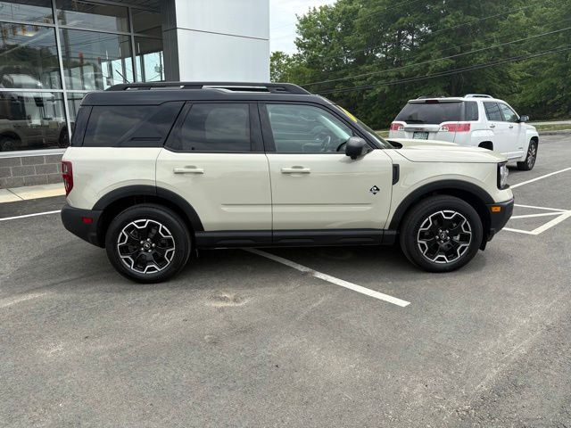2025 FORD BRONCO SPORT OUTER BANKS photo 2