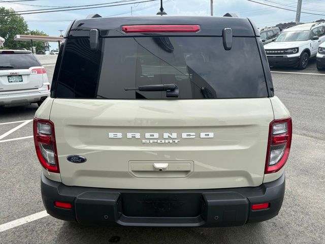2025 FORD BRONCO SPORT OUTER BANKS photo 4