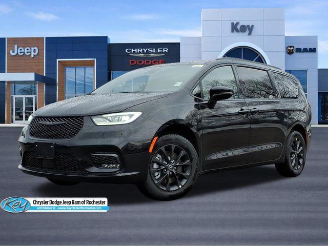 New 2026 Chrysler Pacifica L