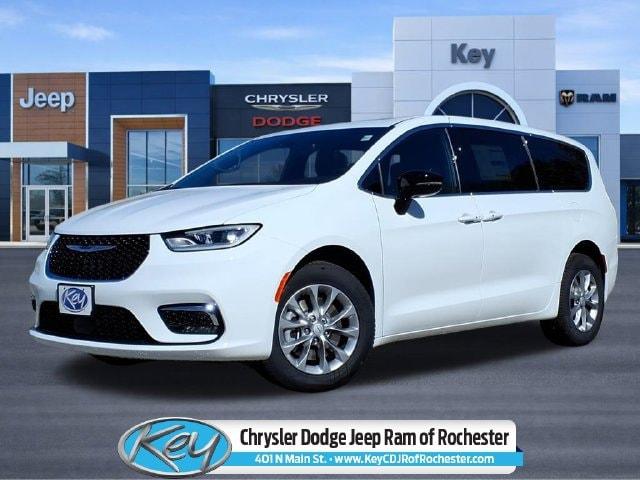 New 2026 Chrysler Pacifica L