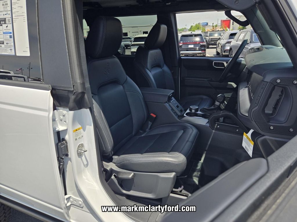 2026 FORD BRONCO BADLANDS — миниатюра 13