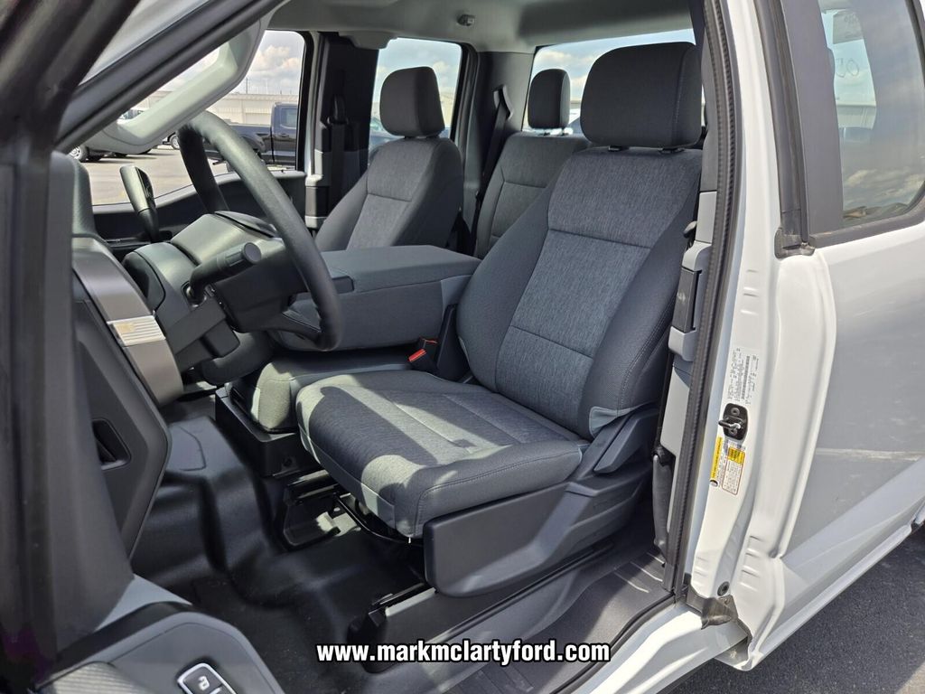 صورة 8 لـ 2026 FORD F-150 XL