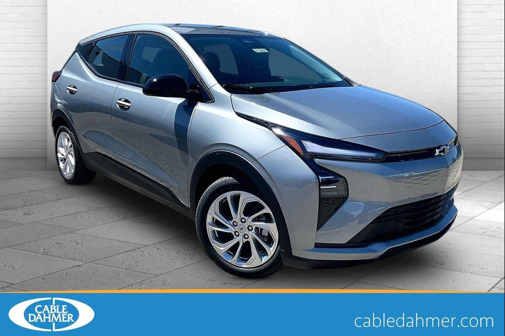 New 2027 Chevrolet Bolt LT FWD