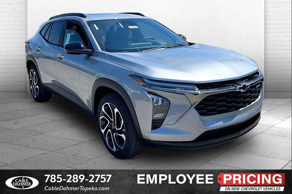 New 2026 Chevrolet Trax FWD 2RS