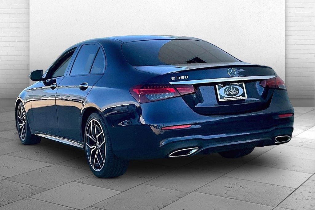 MERCEDES-BENZ E-CLASS - 10