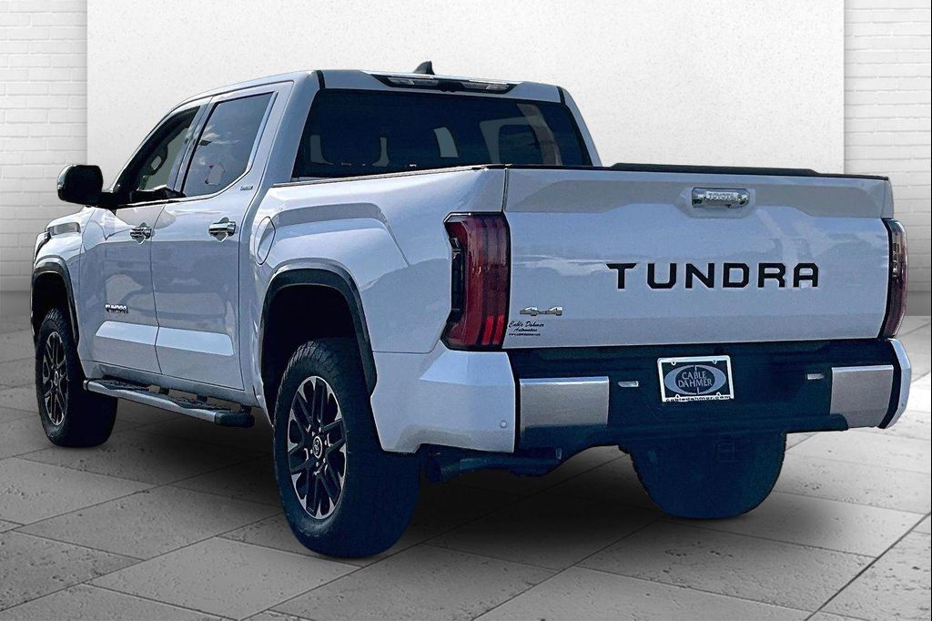 TOYOTA TUNDRA - 10