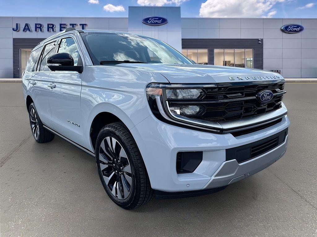 New 2026 Ford Expedition Platinum