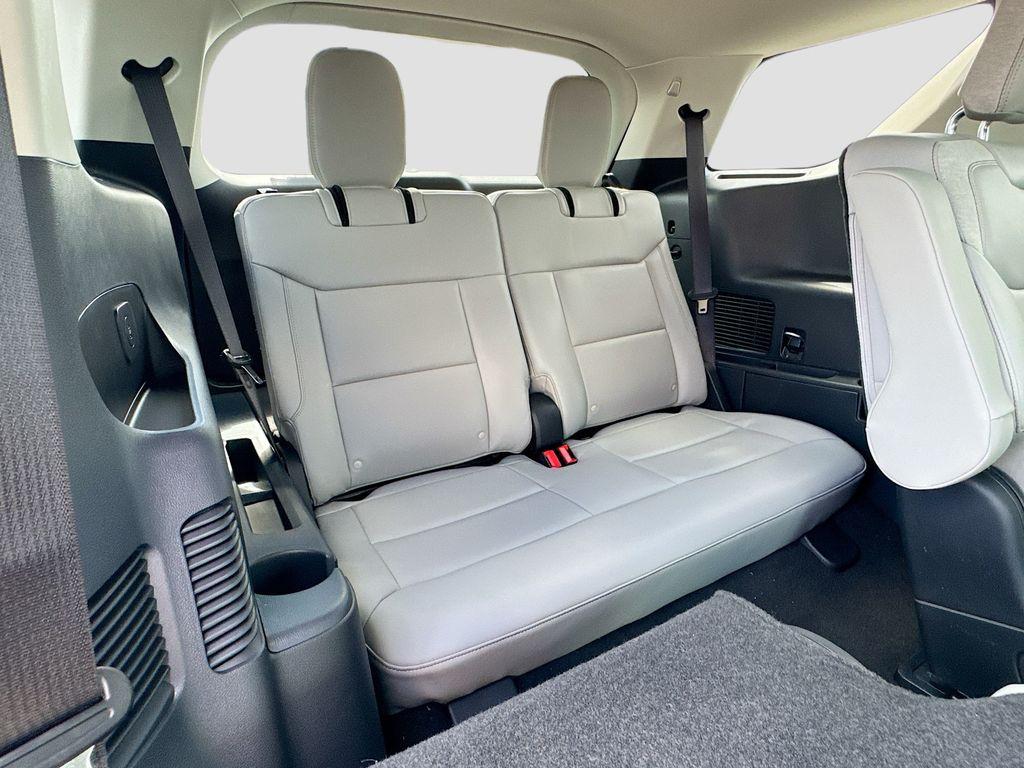 صورة مصغرة 32 لـ 2026 FORD EXPLORER ACTIVE