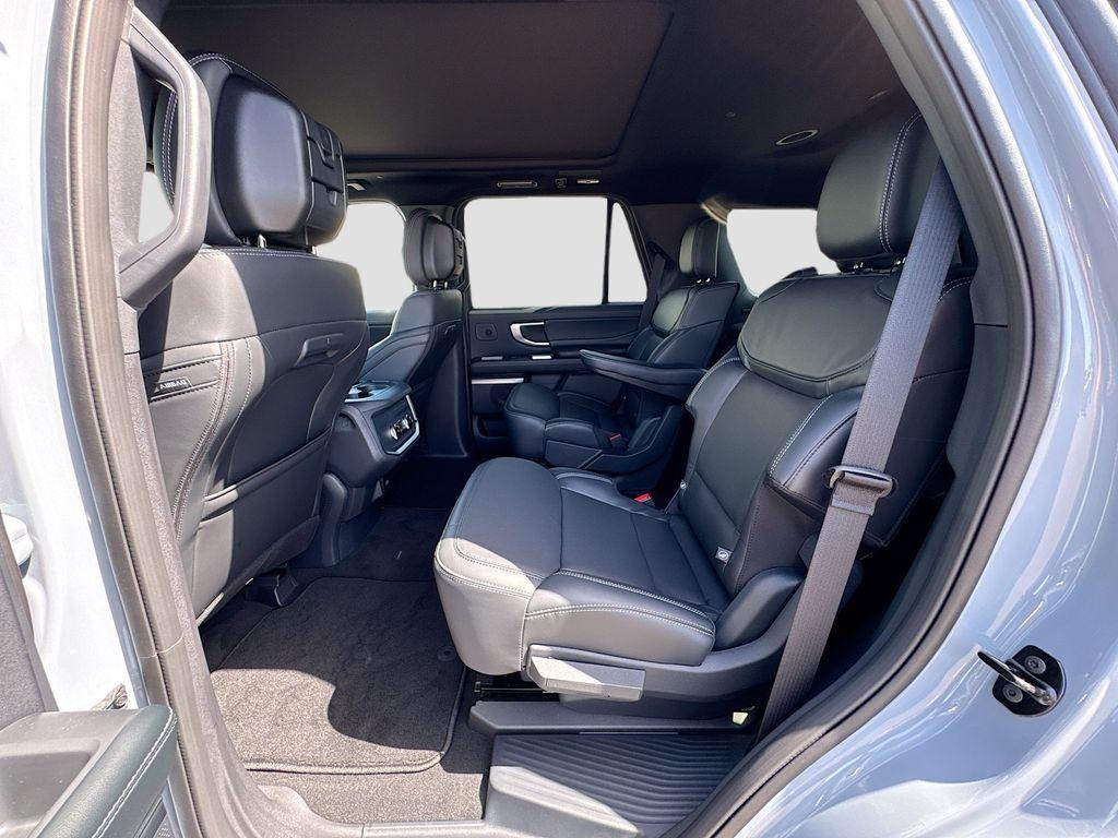 صورة مصغرة 25 لـ 2027 FORD EXPEDITION PLATINUM