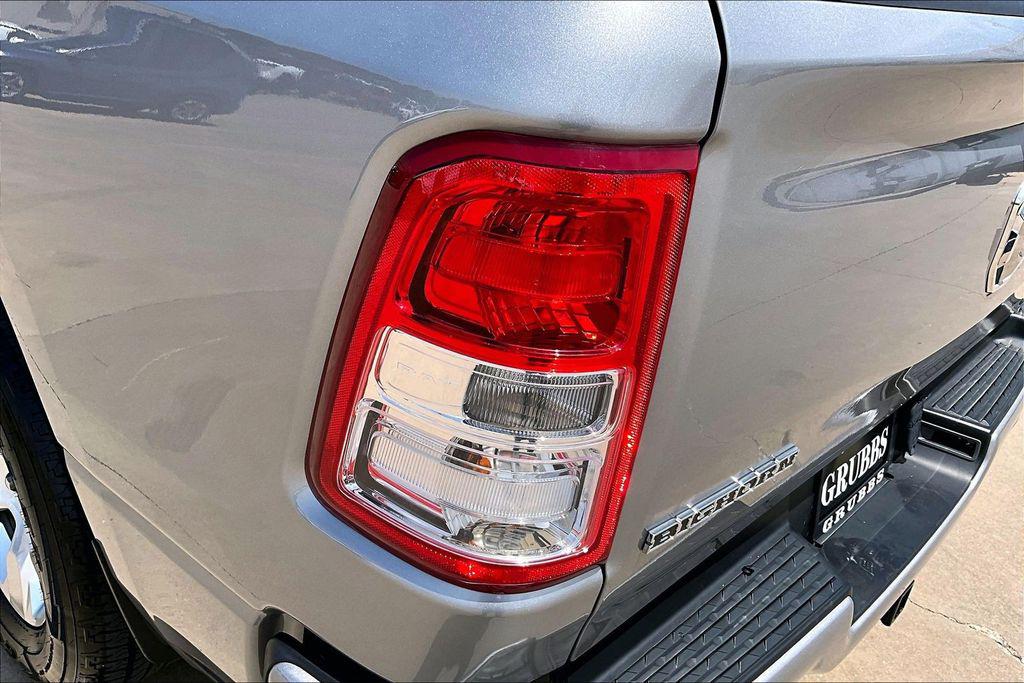صورة مصغرة 37 لـ 2024 RAM 1500 BIG HORN/LONE STAR