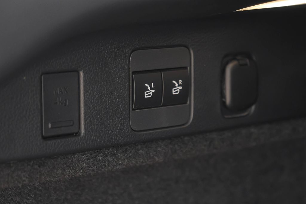 صورة مصغرة 78 لـ 2023 Lexus RX 350 LUXURY