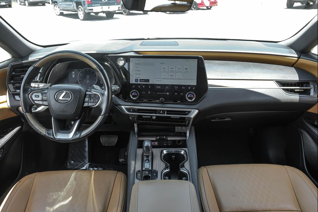 صورة مصغرة 16 لـ 2023 Lexus RX 350 LUXURY