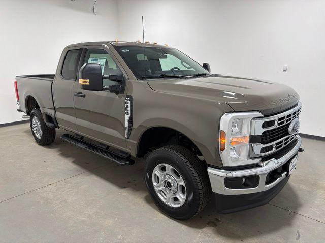 صورة 3 لـ 2026 FORD F-350 XLT