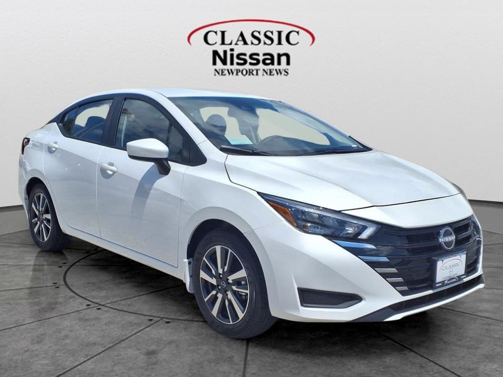 New 2025 Nissan Versa 1.6 SV
