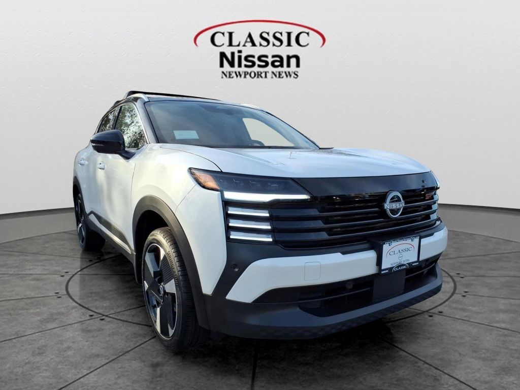 New 2026 Nissan Kicks SR