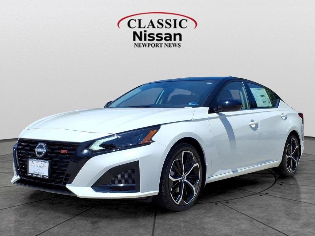 New 2026 Nissan Altima SR FWD