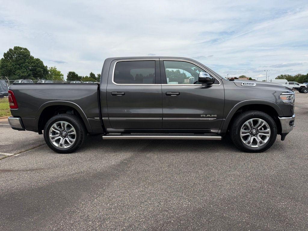 صورة مصغرة 31 لـ 2024 RAM 1500 LIMITED