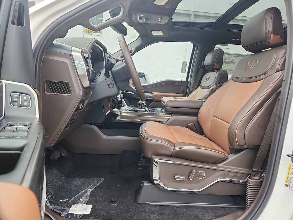 2026 FORD F-150 KING RANCH — миниатюра 9