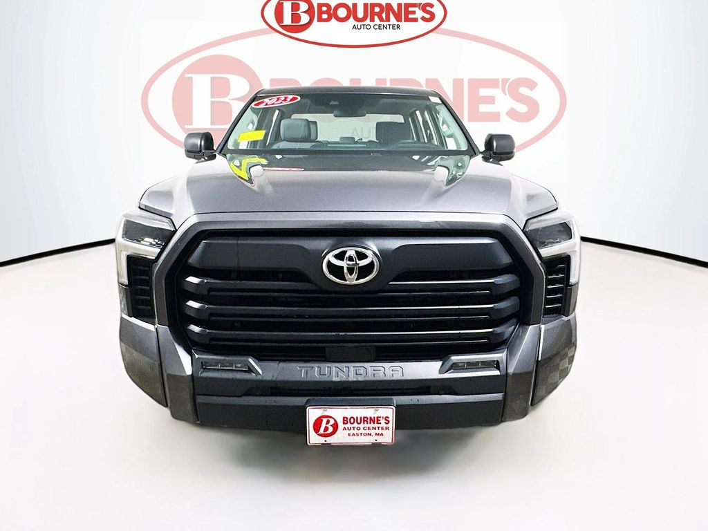 TOYOTA TUNDRA - 3