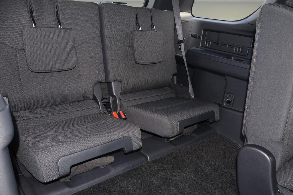 2025 Toyota 4RUNNER SR5 缩略图 18