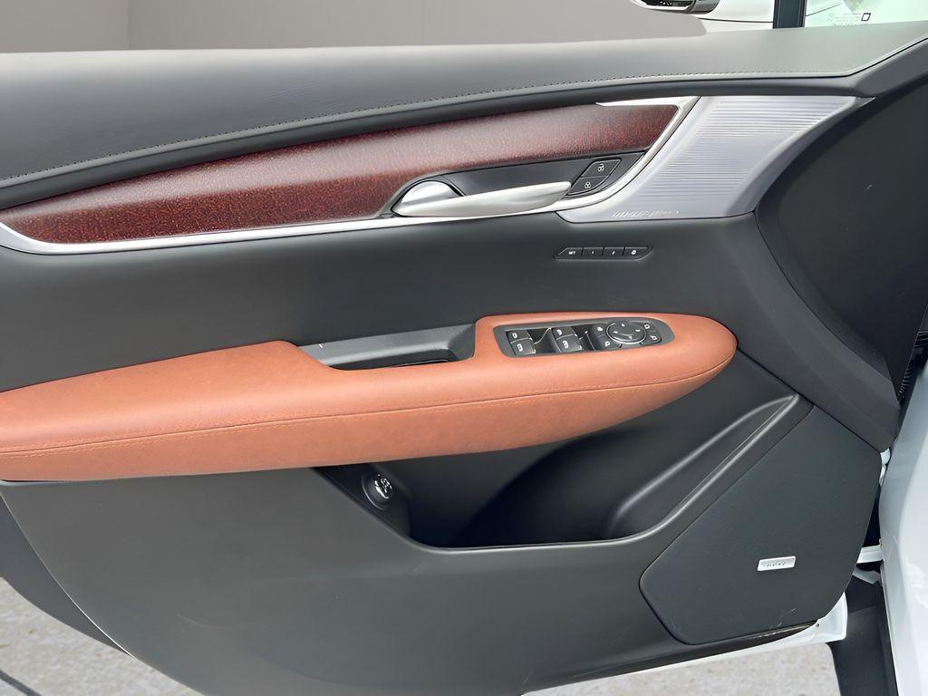 2026 Cadillac XT5 PREMIUM LUXURY — фото 9