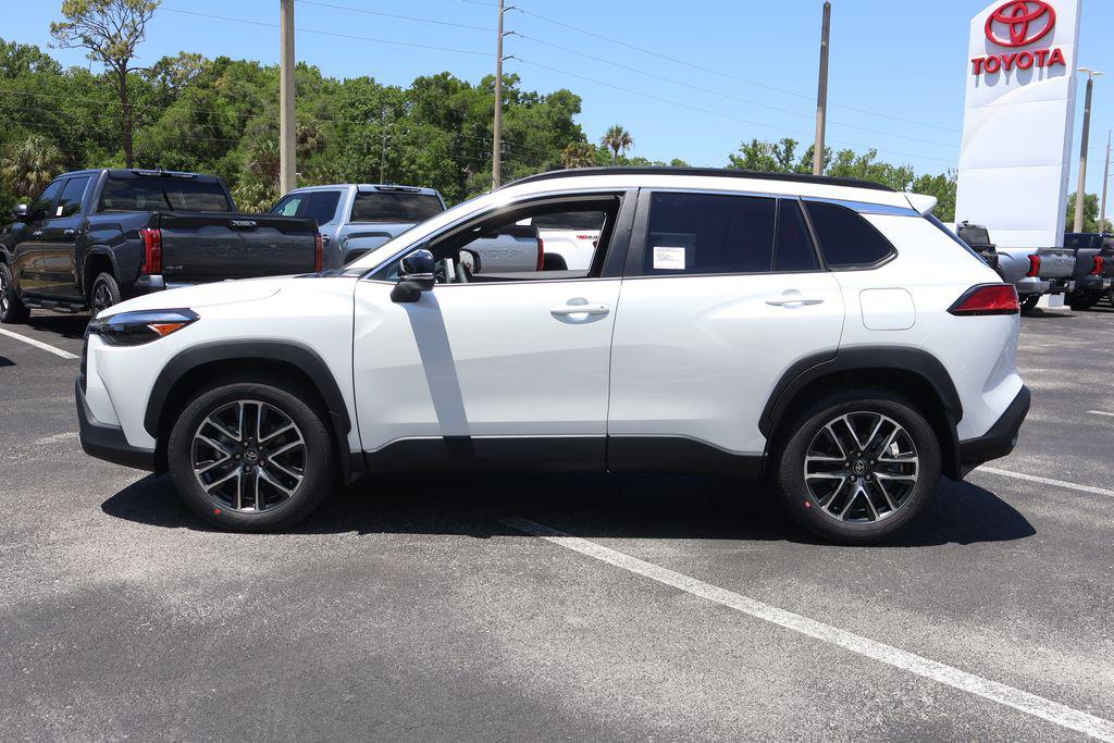 TOYOTA COROLLA CROSS - 2