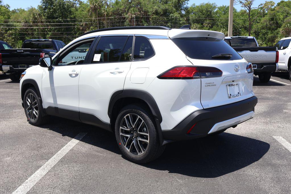 TOYOTA COROLLA CROSS - 3