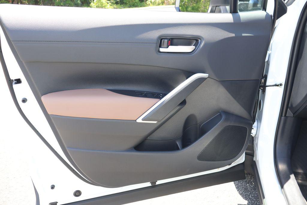 TOYOTA COROLLA CROSS - 10