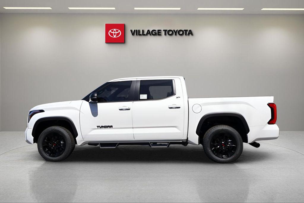 TOYOTA TUNDRA - 2