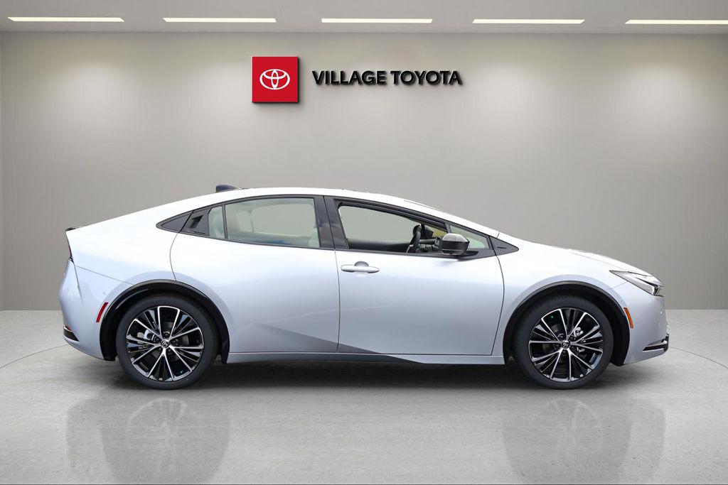 TOYOTA PRIUS - 6
