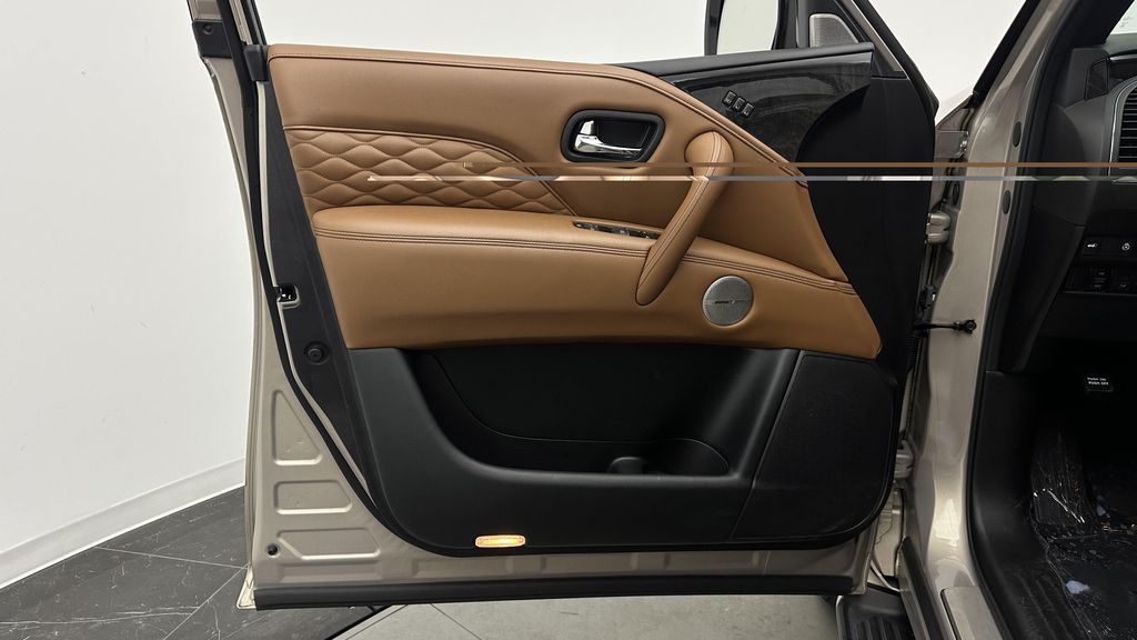 2023 Infiniti QX80 SENSORY AWD — фото 12
