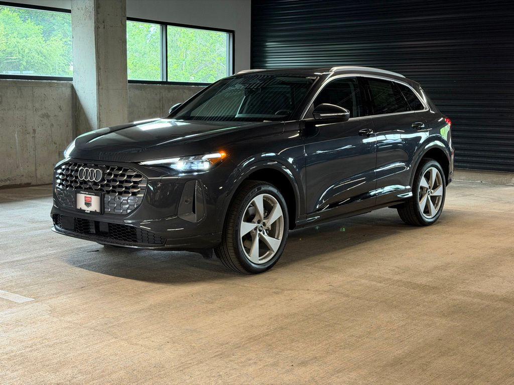 New 2026 Audi Q5 Premium Plus TFSI quattro S tronic
