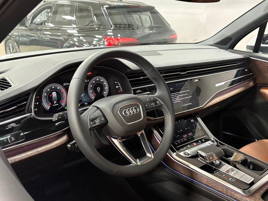صورة 4 لـ 2026 AUDI Q7 55 PREMIUM PLUS