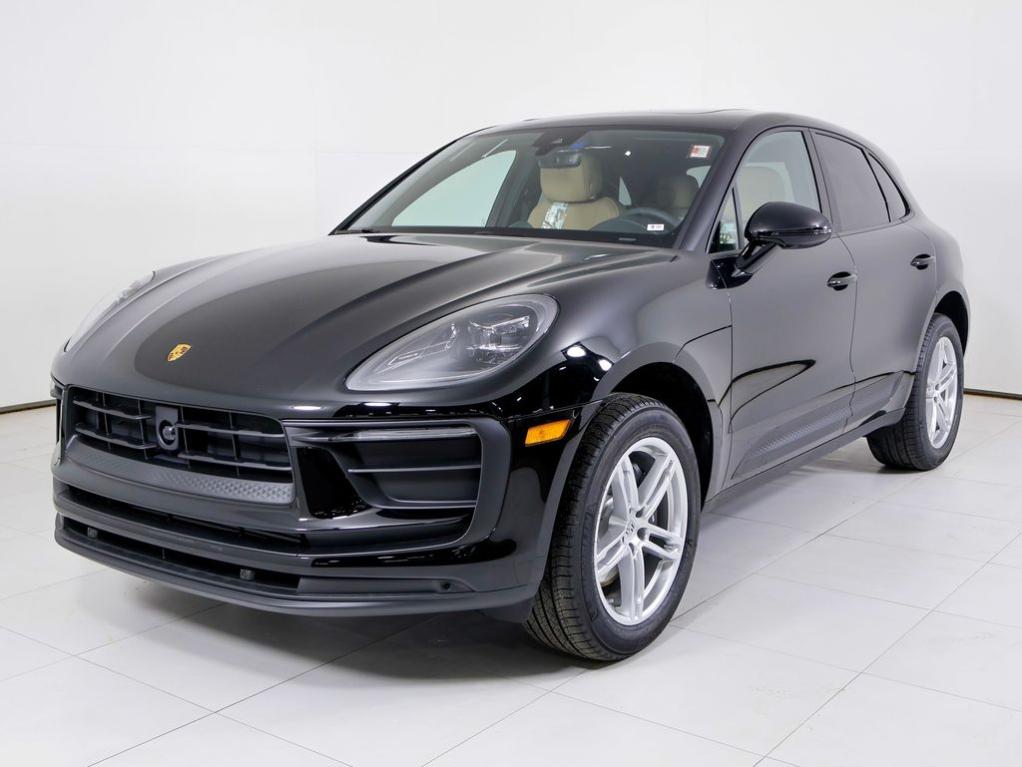 New 2026 Porsche Macan Base