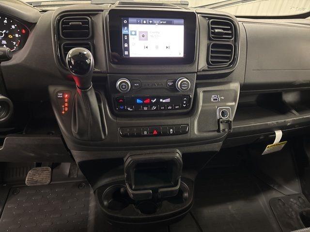 صورة مصغرة 15 لـ 2026 RAM PROMASTER 2500 TRADESMAN