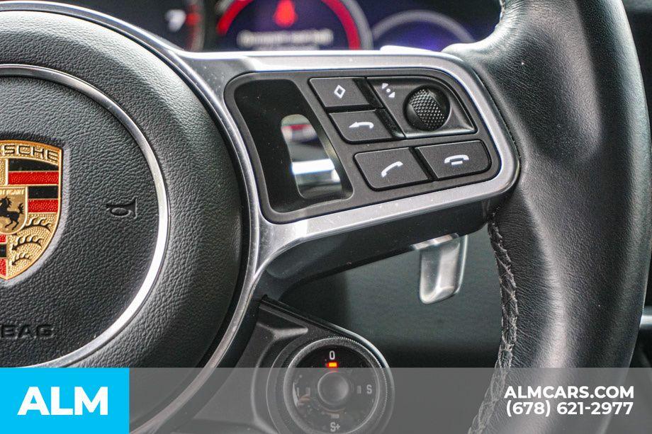 صورة مصغرة 30 لـ 2023 Porsche CAYENNE S COUPE AWD