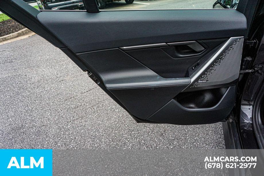 صورة مصغرة 52 لـ 2025 BMW 530 I