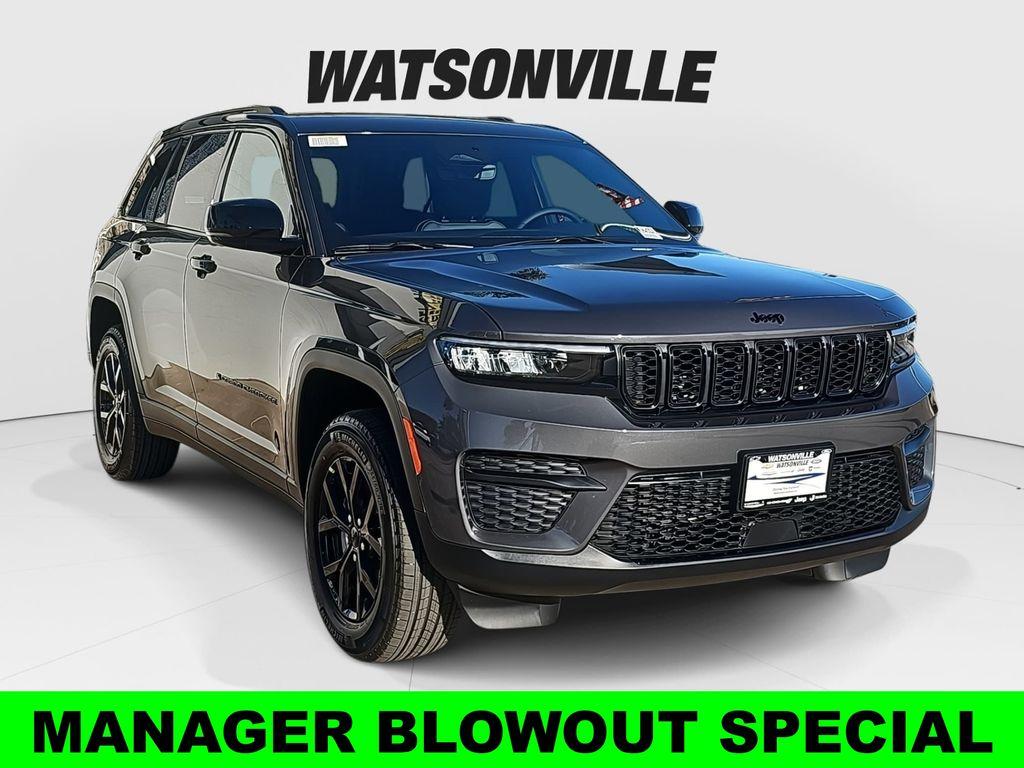 New 2025 Jeep Grand Cherokee Laredo