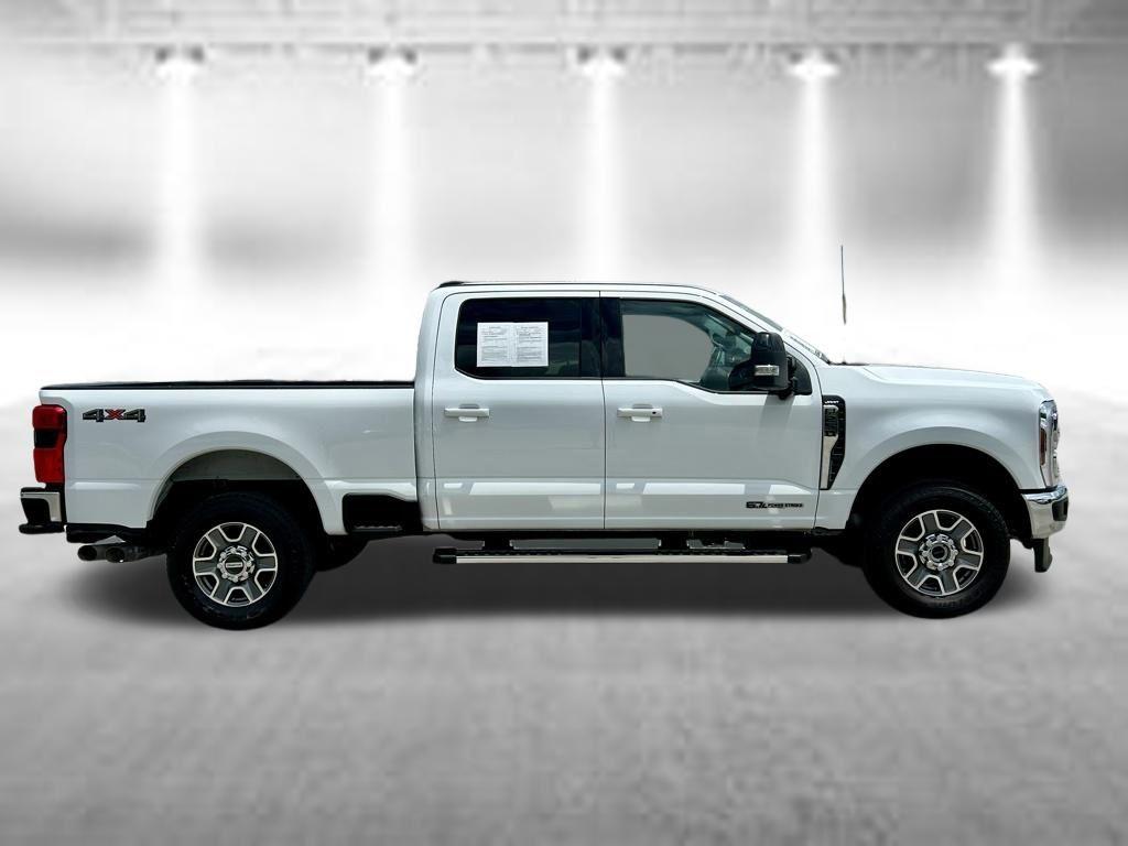 2026 FORD F-250 LARIAT — фото 4
