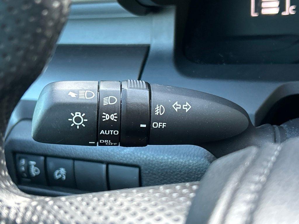 صورة مصغرة 27 لـ 2025 Toyota TACOMA SR5