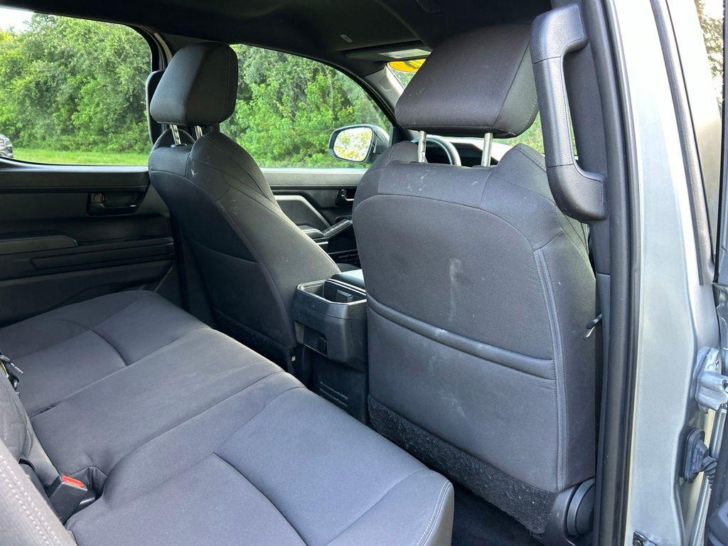 صورة مصغرة 44 لـ 2025 Toyota TACOMA SR5