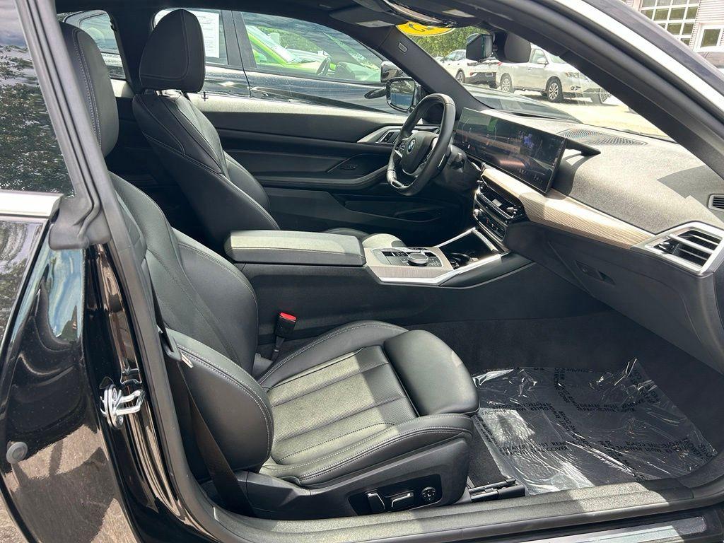 2025 BMW 430 I 缩略图 38
